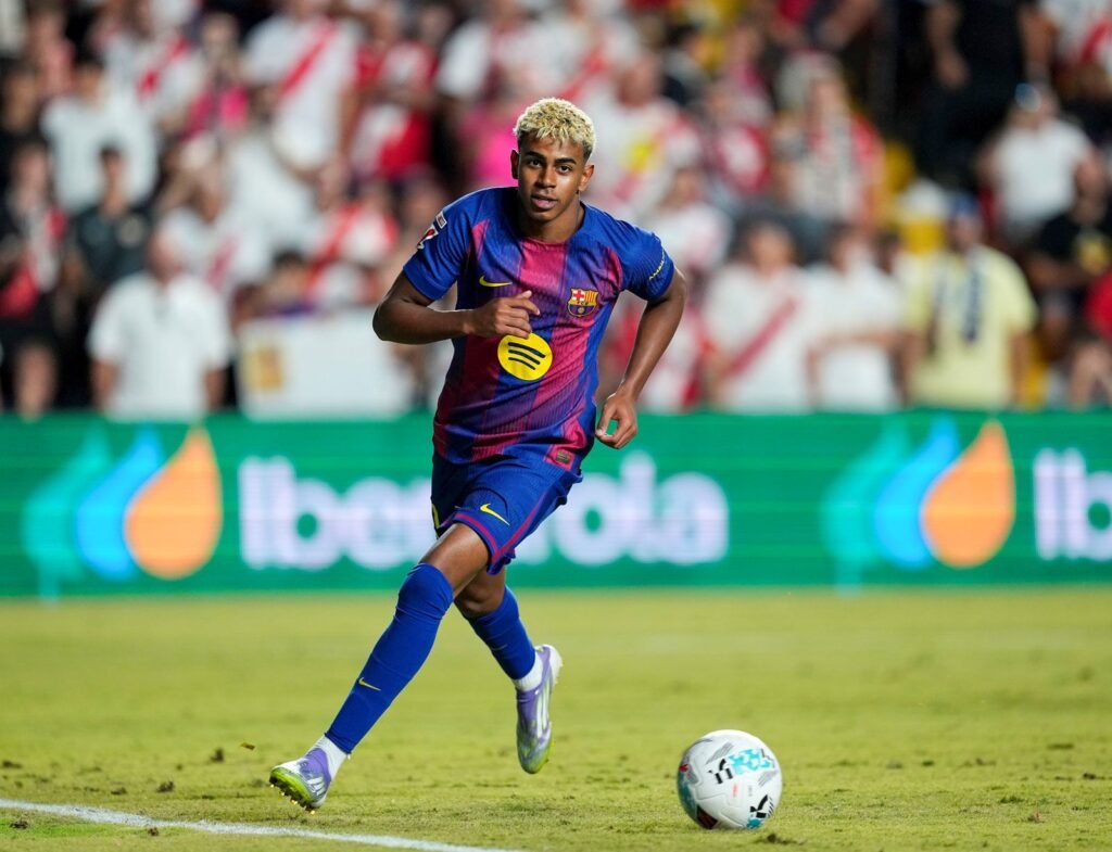Lamine Yamal: el fenómeno que ha reescrito la historia del fútbol mundial antes de los 20 años