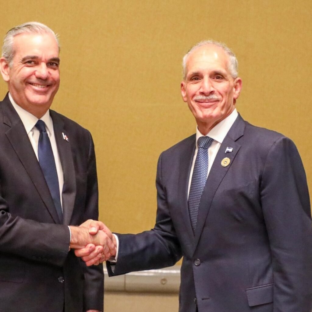 Presidente de Honduras elogia la impecable gestión de Luis Abinader en los Juegos Centroamericanos