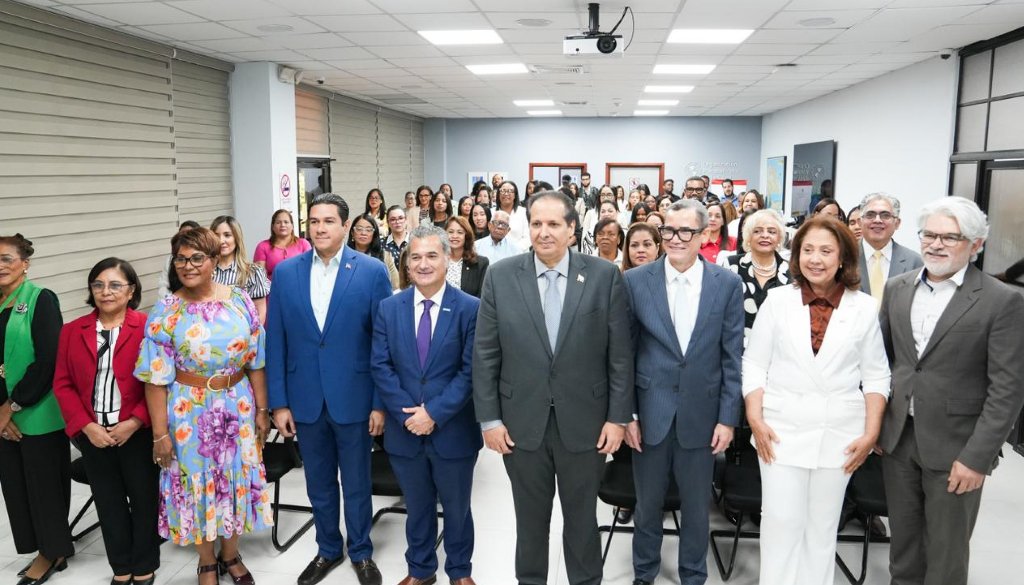 Avances en Medicina de Precisión: Cómo la Genómica y la Tecnología Redefinen la Salud Moderna