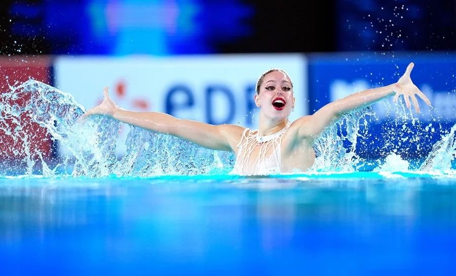 Iris Tió brilla con luz propia: Hito histórico para la natación artística española
